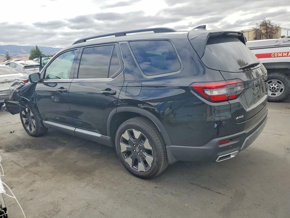 2026 Honda Pilot VIN 5FNYG1H76TB022533 COPART salvage auction — FRONT END, Ca - Salvage Certificate, sold $10,200 on 2026-07-30 (photo 2)