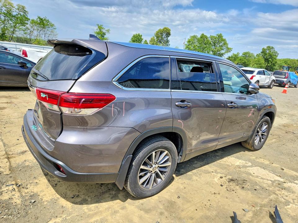 2019 Toyota Highlander VIN 5TDJZRFH1KS625714 COPART salvage auction — REAR END, Nj - Cert Of Title-Salvage, sold $8,200 on 2026-07-22 (photo 3)