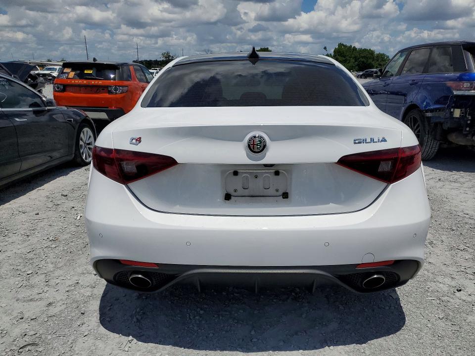 2017 Alfa romeo VIN ZARFAEDN2H7532756 COPART salvage auction — FRONT END, Fl - Cert Of Title Slvg Rebuildable, sold $5,800 on 2026-07-31 (photo 6)