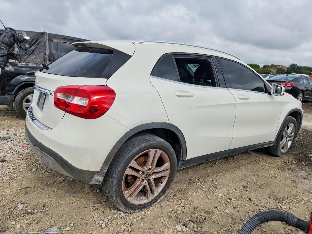 2018 Mercedes-Benz GLA-Class VIN WDCTG4EB1JJ406269 COPART salvage auction — Minor Dent/Scratches, FL - CERTIFICATE OF TITLE, sold $2,000 on 2026-06-30 (photo 3)