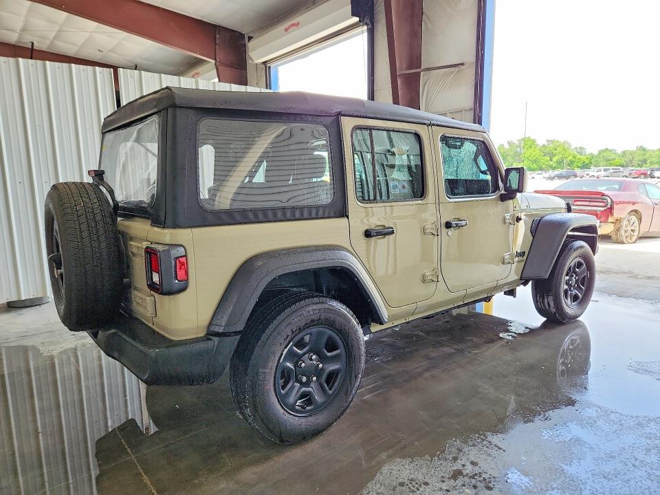 2022 Jeep Wrangler unlimited VIN 1C4HJXDG8NW227103 COPART salvage auction — NORMAL WEAR, MO - CERTIFICATE OF TITLE, sold $22,000 on 2026-07-16 (photo 3)