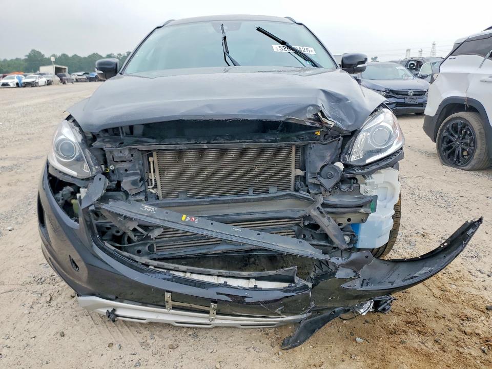 2017 Volvo VIN YV440MDR8H2081666 COPART salvage auction — FRONT END, Tx - Salvage Vehicle Title, sold $2,800 on 2026-07-21 (photo 5)