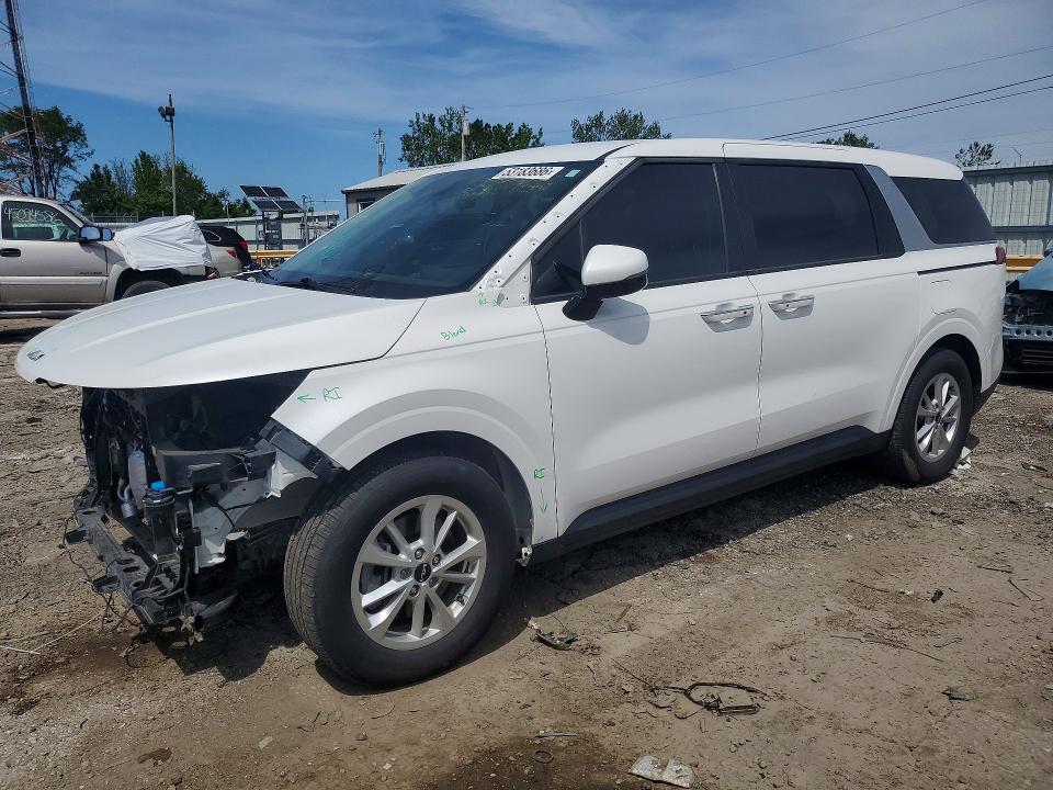 2023 Kia Carnival VIN KNDNB4H31P6260145 — COPART salvage auction photo