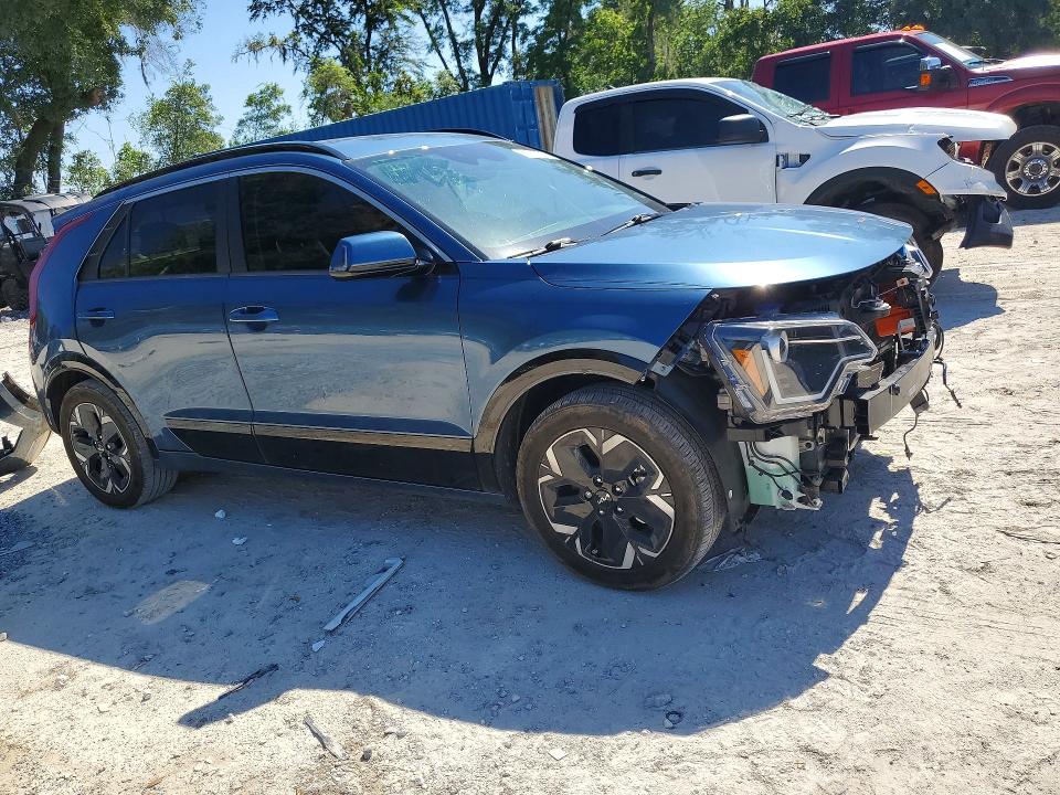 2024 Kia Niro VIN KNDCR3L13R5113739 COPART salvage auction — FRONT END, Fl - Cert Of Title Slvg Rebuildable, sold $12,800 on 2026-07-14 (photo 4)