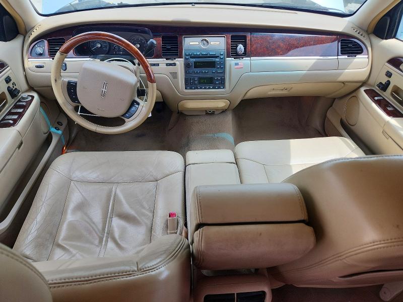 2009 Lincoln TOWN CAR VIN 2LNHM82V69X622739 COPART salvage auction — FRONT END, Ga - Cert Of Title-Salvage, sold $475 on 2026-07-09 (photo 8)