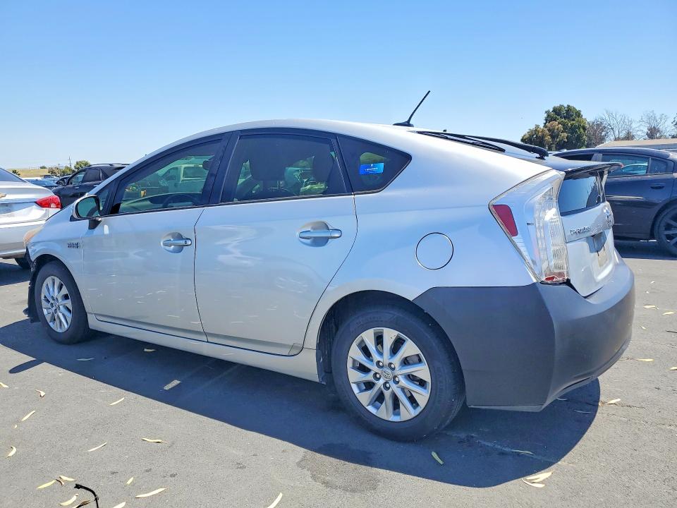 2012 Toyota Prius plug-in VIN JTDKN3DP3C3030132 COPART salvage auction — FRONT END, CA - SALVAGE CERTIFICATE, sold $4,400 on 2026-07-27 (photo 2)
