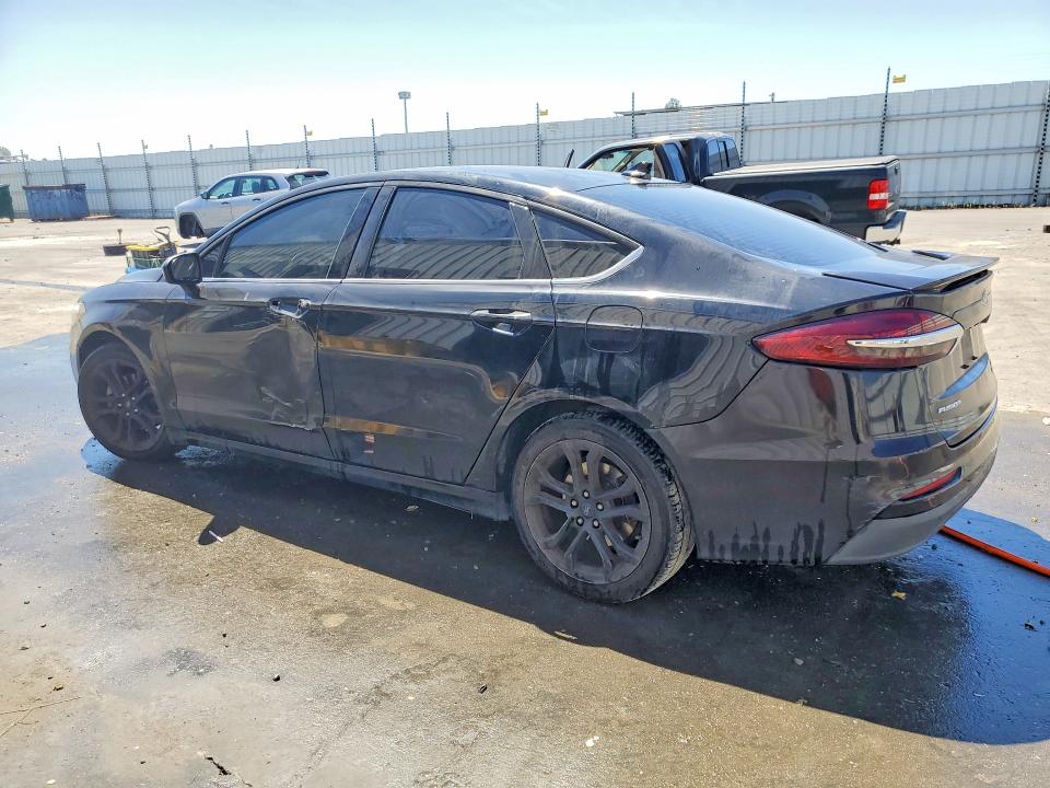 2019 Ford Fusion VIN 3FA6P0HD8KR179216 COPART salvage auction — SIDE, CA - CERTIFICATE OF TITLE, sold $400 on 2026-07-09 (photo 2)