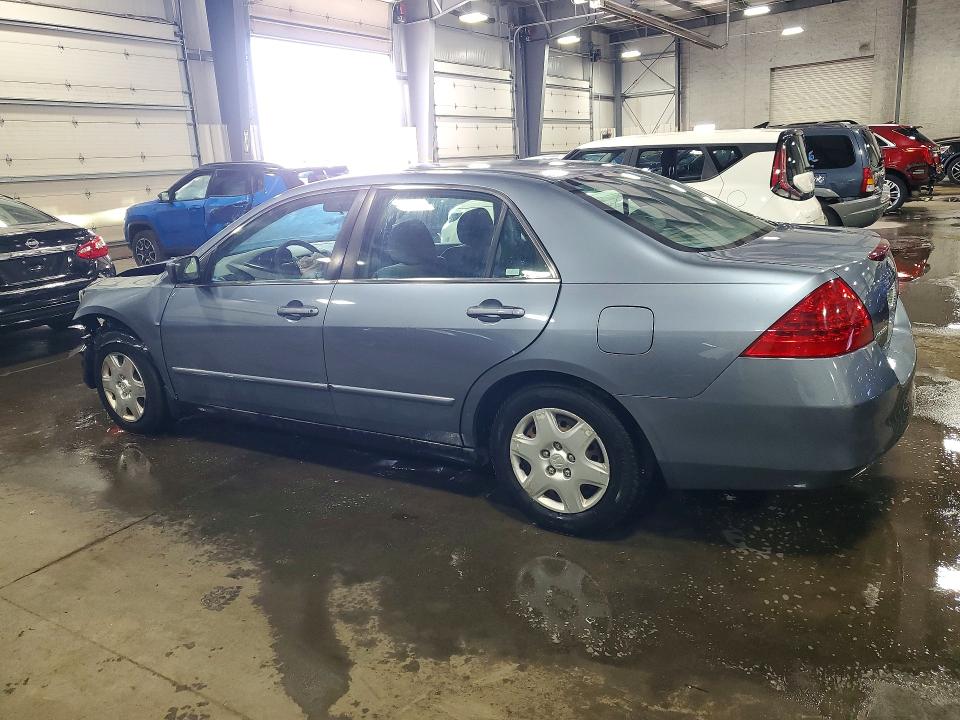 2007 Honda Accord VIN 1HGCM56477A119095 COPART salvage auction — FRONT END, Mn - Cert Of Title-Prior Salvage, sold $425 on 2026-07-09 (photo 2)