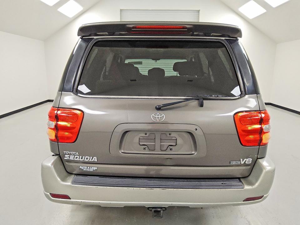 2003 Toyota Sequoia VIN 5TDZT34A03S195540 COPART salvage auction — MINOR DENT/SCRATCHES, TX - CERTIFICATE OF TITLE, sold $1,250 on 2026-07-09 (photo 6)