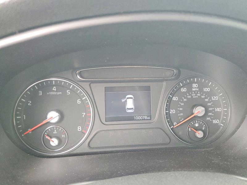 2020 Kia Sorento VIN 5XYPGDA57LG680814 COPART salvage auction — WATER/FLOOD, Tx - Salvage Title-Flood Damage, sold $1,950 on 2026-07-09 (photo 9)