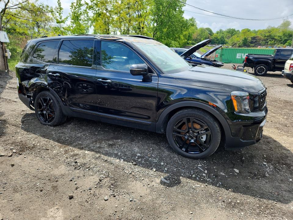 2025 Kia Telluride VIN 5XYP3DGC2SG570236 COPART salvage auction — ROLLOVER, Nj - Cert Of Title-Salvage, sold $11,700 on 2026-07-23 (photo 4)