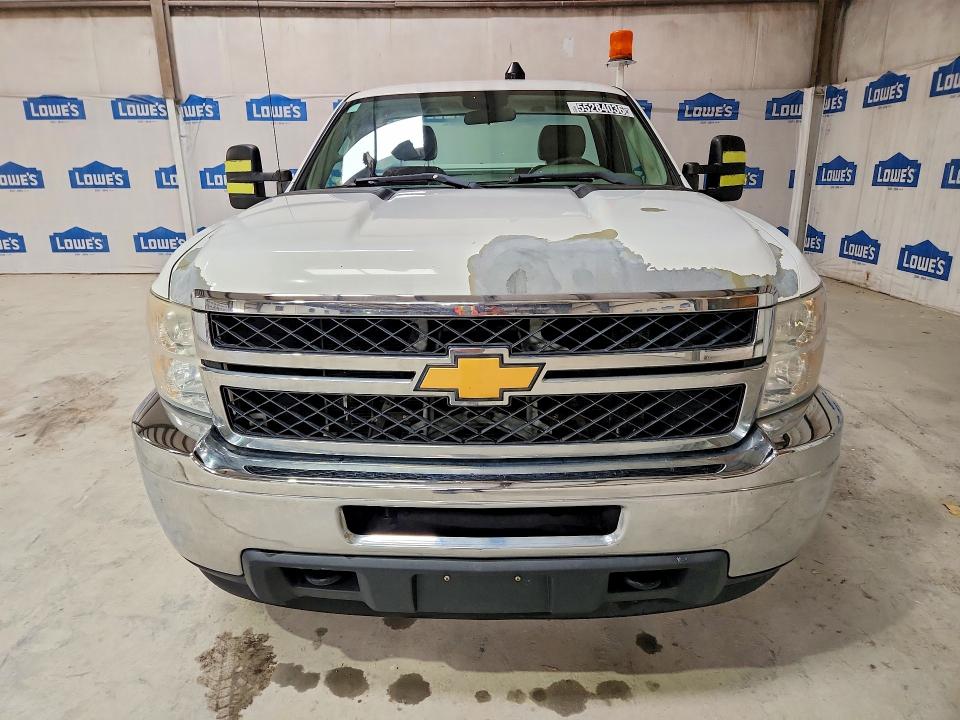 2013 Chevrolet Silverado 3500 VIN 1GB3KZCG4DF239367 COPART salvage auction — MINOR DENT/SCRATCHES, Tn - Certificate Of Title, sold $3,550 on 2026-07-07 (photo 5)