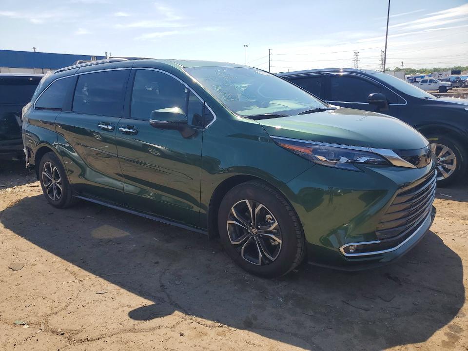 2026 Toyota Sienna VIN 5TDESKFC9TS239674 COPART salvage auction — REAR END, MI - CERTIFICATE OF TITLE, sold $33,250 on 2026-07-02 (photo 4)
