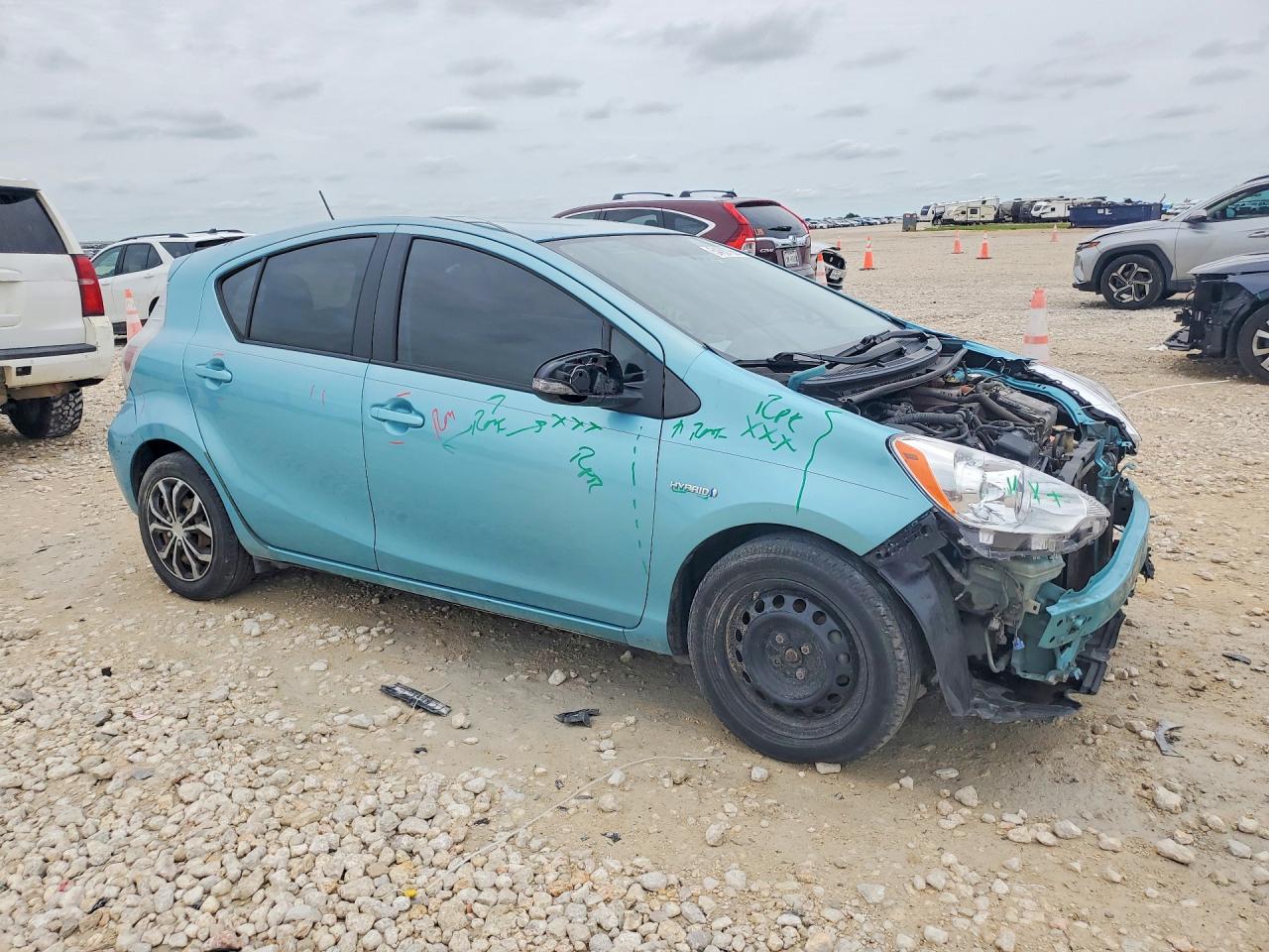 2012 Toyota Prius C VIN JTDKDTB37C1018273 COPART salvage auction — Front End, TX - SALVAGE VEHICLE TITLE (P), sold $475 on 2026-07-09 (photo 4)