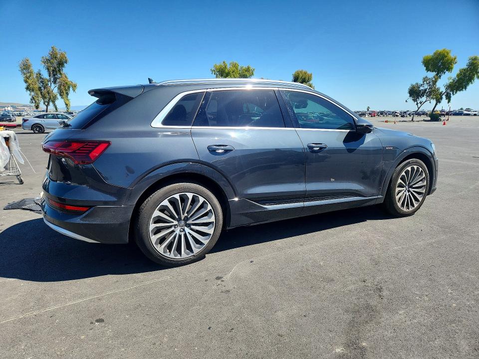 2019 Audi E-tron VIN WA1VAAGE9KB011333 COPART salvage auction — REAR END, Ca - Salvage Certificate, sold $1,900 on 2026-07-29 (photo 3)