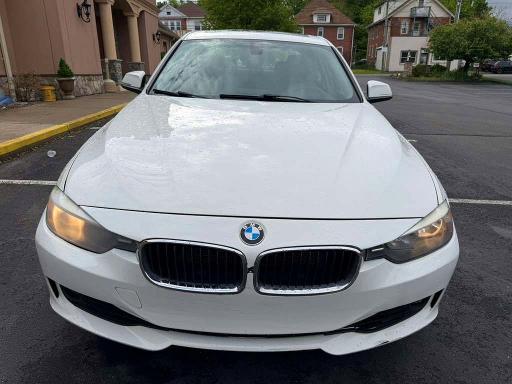 2014 BMW 3er VIN WBA3B3C59EJ979225 COPART salvage auction — MINOR DENT/SCRATCHES, Ct - Certificate Of Title (P), sold $3,850 on 2026-07-09 (photo 5)