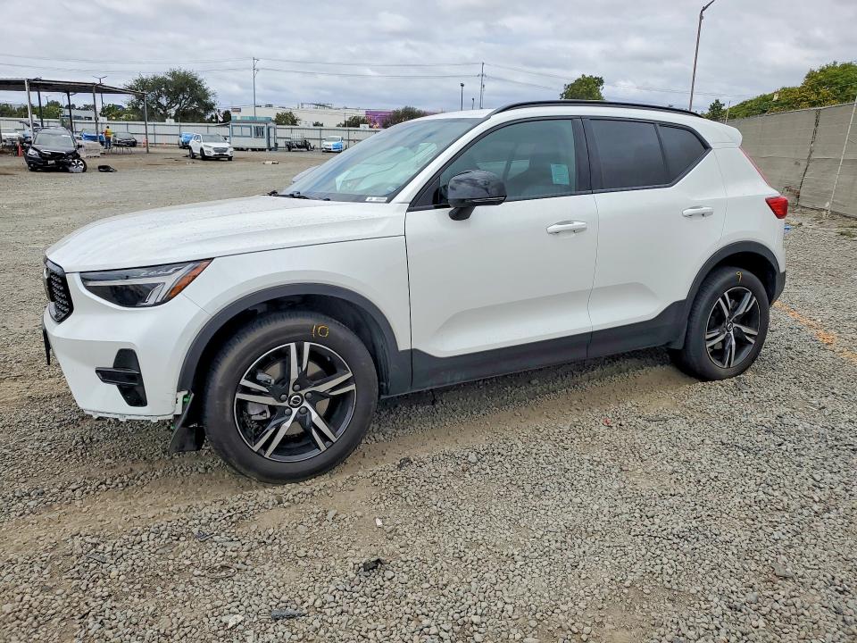 2024 Volvo Xc40 VIN YV4L12UK6R2337899 COPART salvage auction — FRONT END, Ca - Salvage Certificate, sold $6,600 on 2026-07-02 (photo 1)