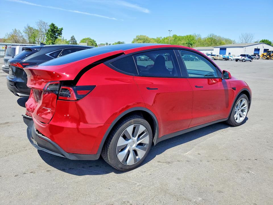 2023 Tesla Model y VIN 7SAYGDEEXPA106557 COPART salvage auction — REAR END, NJ - CERT OF TITLE-SALVAGE, sold $11,900 on 2026-07-30 (photo 3)