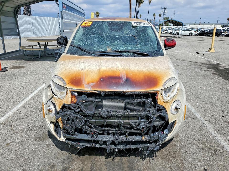2024 Fiat 500e VIN ZFAFFAA45RX209956 COPART salvage auction — BURN, Ca - Salvage Certificate, sold $2,950 on 2026-07-17 (photo 5)