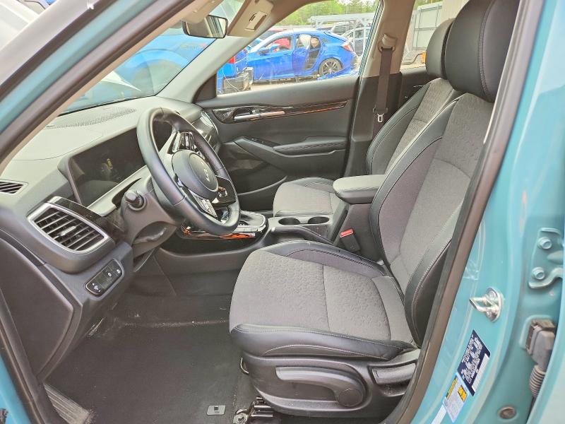 2025 Kia Seltos VIN KNDEUCAA9S7772624 COPART salvage auction — SIDE, Wi - Cert Of Title-Claim Paid, sold $8,100 on 2026-07-13 (photo 7)