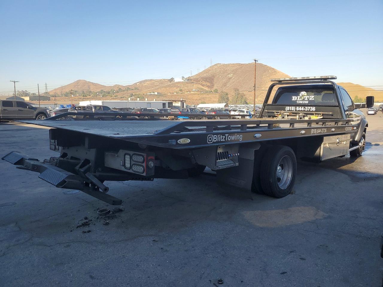 2020 Ram 5500 VIN 3C7WRMDL5LG238392 COPART salvage auction — Side, CA - CERT OF TITLE-SALVAGED, sold $10,000 on 2026-05-26 (photo 3)