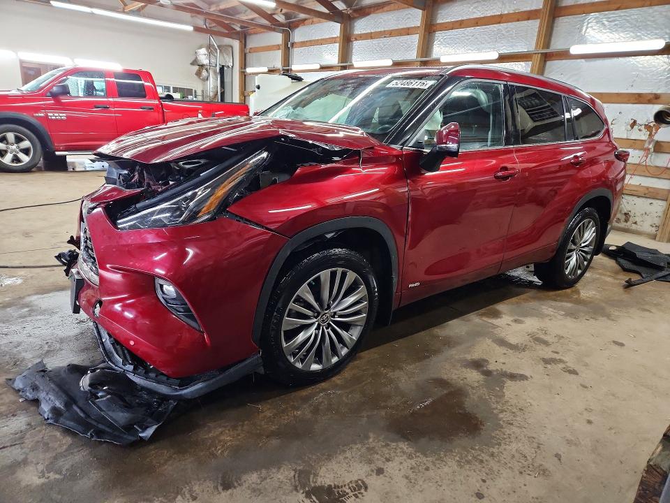 2022 Toyota Highlander VIN 5TDEBRCH8NS073482 COPART salvage auction — FRONT END, Il - Salvage Certificate, sold $6,700 on 2026-07-06 (photo 1)