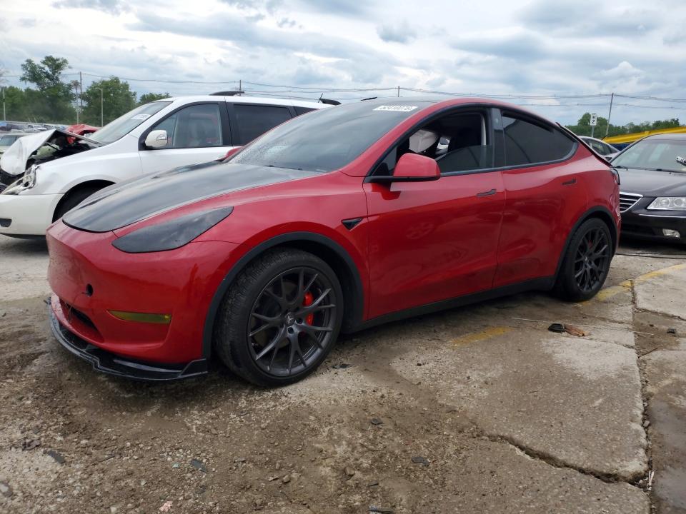 2021 Tesla Model y VIN 5YJYGDEF9MF139568 COPART salvage auction — SIDE, Ky - Cert Of Title-Salvage, sold $6,800 on 2026-07-29 (photo 1)