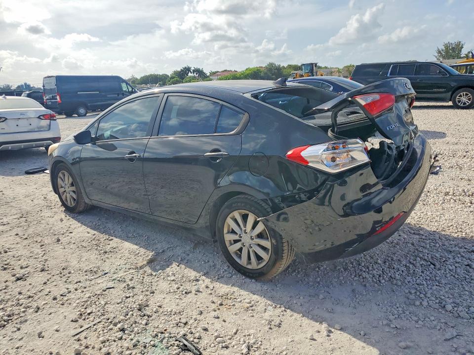 2014 Kia Forte VIN KNAFX4A69E5096671 COPART salvage auction — REAR END, Fl - Cert Of Title Slvg Rebuildable, sold $750 on 2026-07-07 (photo 2)