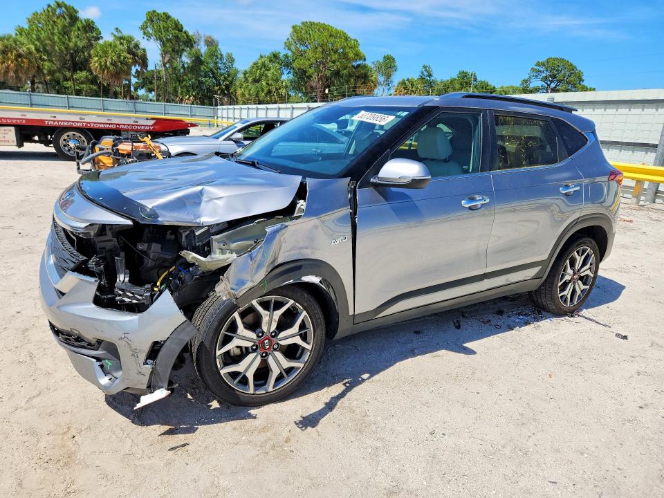 2021 Kia VIN KNDETCA2XM7108735 COPART salvage auction — FRONT END, Fl - Cert Of Title Slvg Rebuildable, sold $3,800 on 2026-07-08 (photo 1)