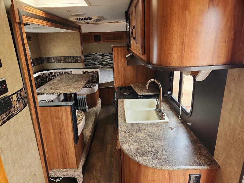 2016 Kz-rv Unknown VIN 4EZTJ2322G8055899 COPART salvage auction — MINOR DENT/SCRATCHES, AL - CERTIFICATE OF TITLE, sold $2,300 on 2026-07-07 (photo 6)