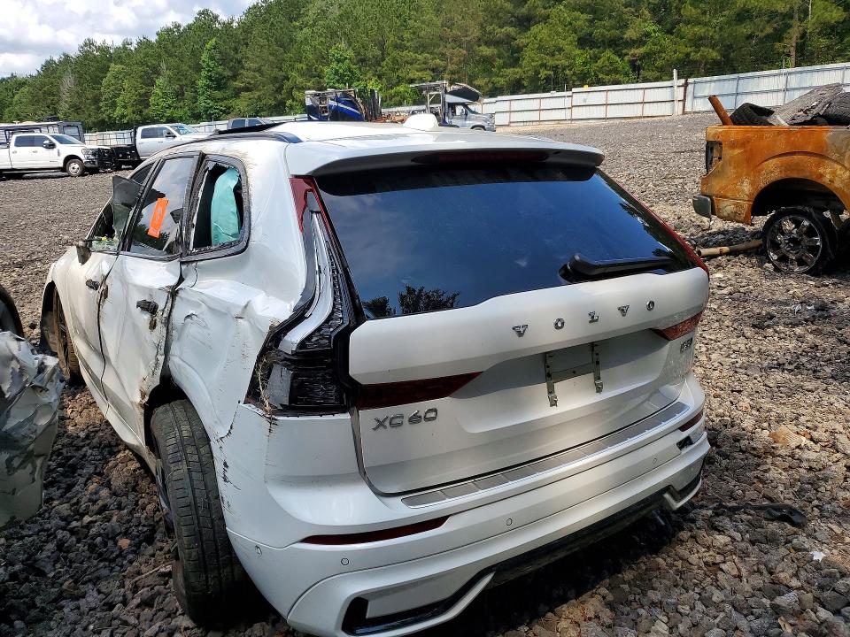 2026 Volvo Xc60 VIN YV4M12RC0T1454199 COPART salvage auction — ROLLOVER, TX - NONREPAIRABLE TITLE, sold $1,850 on 2026-07-13 (photo 2)