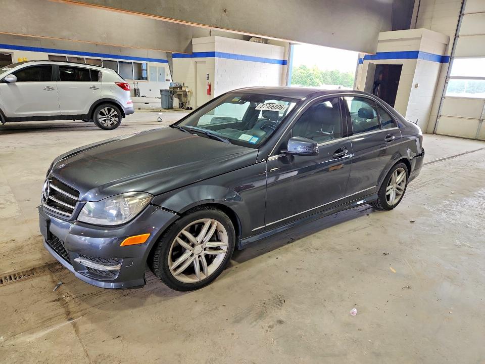 2014 Mercedes-benz VIN WDDGF8AB2ER315208 COPART salvage auction — REAR END, Va - Cert Of Title - Salvage, sold $1,750 on 2026-08-14 (photo 1)