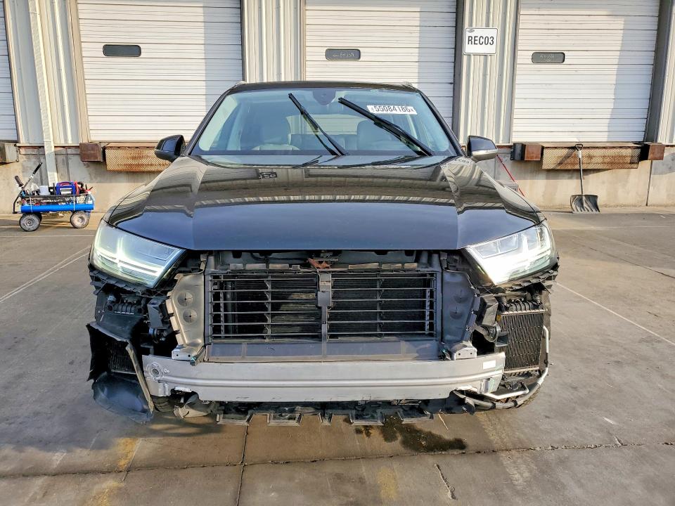 2017 Audi Q7 VIN WA1VAAF7XHD030375 COPART salvage auction — FRONT END, Ky - Cert Of Title-Salvage, sold $8,700 on 2026-09-03 (photo 5)