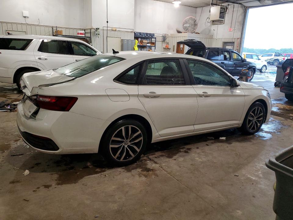 2025 Volkswagen Jetta VIN 3VW7X7BU6SM037456 COPART salvage auction — HAIL, Mo - Salvage Certificate Of Title, sold $9,100 on 2026-07-28 (photo 3)