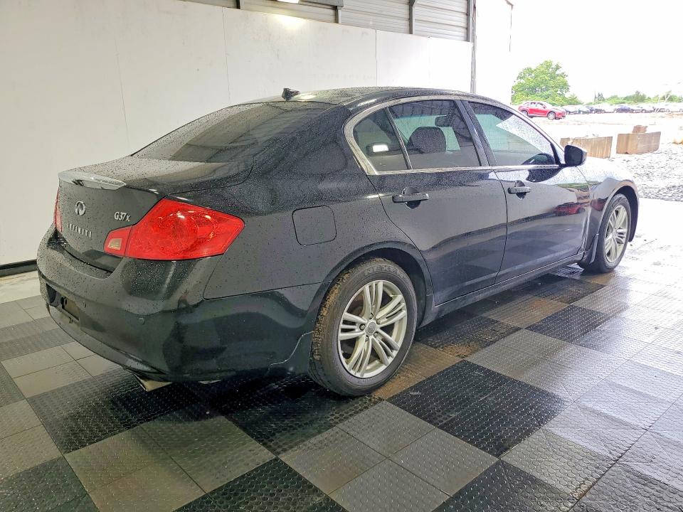 2013 Infiniti VIN JN1CV6AR2DM754324 COPART salvage auction — MECHANICAL, Nc - Salvage Certificate Of Title, sold $450 on 2026-07-27 (photo 3)