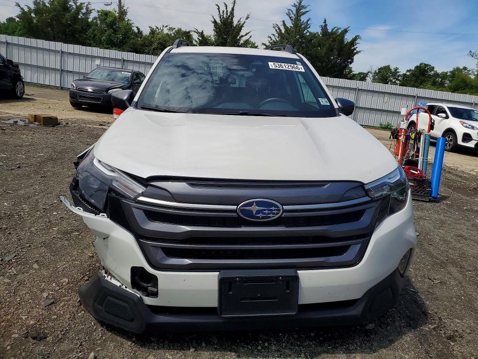 2025 Subaru Forester VIN JF2SLDBC6SH495485 COPART salvage auction — UNDERCARRIAGE, Nj - Cert Of Title-Salvage, sold $9,000 on 2026-07-29 (photo 5)