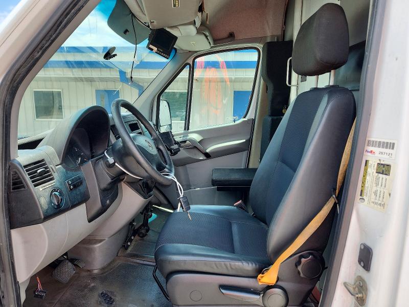 2016 Mercedes-benz Sprinter VIN WD3PE8DD8GP250271 COPART salvage auction — MINOR DENT/SCRATCHES, Fl - Certificate Of Title, sold $3,500 on 2026-08-02 (photo 7)