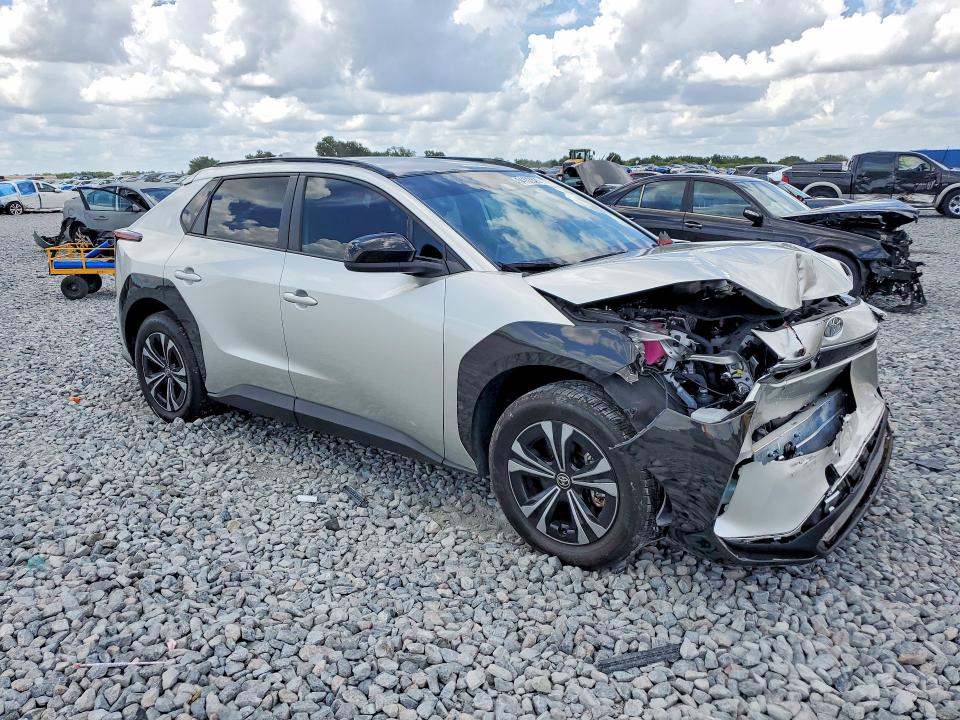 2024 Toyota Bz4x VIN JTMAAAAA6RA051315 COPART salvage auction — FRONT END, Fl - Cert Of Title Slvg Rebuildable, sold $9,300 on 2026-07-17 (photo 4)