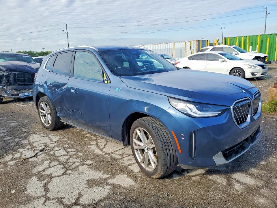 2025 BMW VIN 5UX53GP09S9001687 COPART salvage auction — SIDE, In - Cert Of Title-Salvage Title, sold $23,600 on 2026-07-28 (photo 4)
