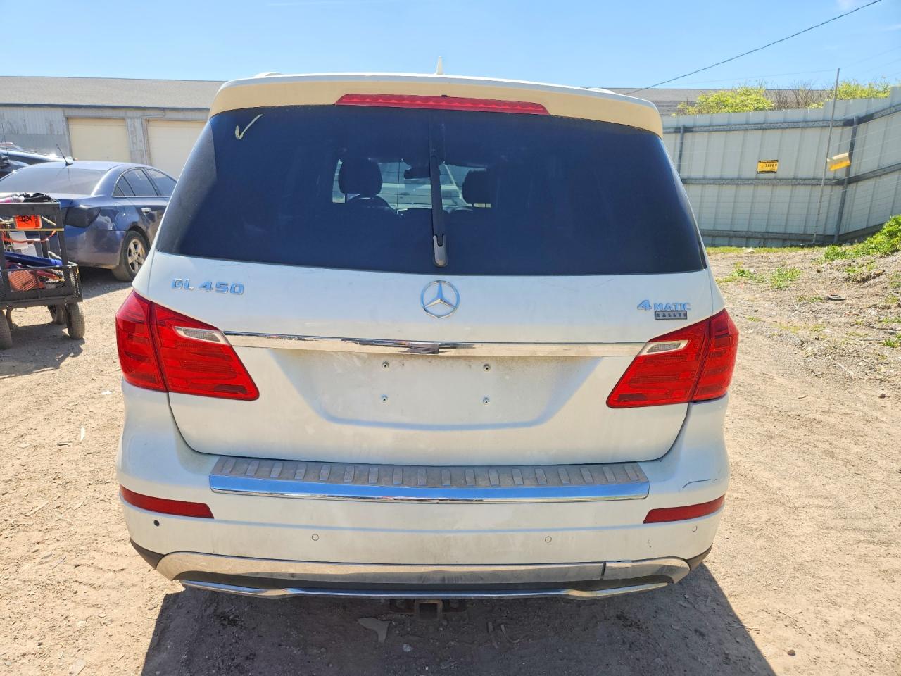 2013 Mercedes-Benz GL-Class VIN 4JGDF7CE2DA262923 COPART salvage auction — Side, MI - DEALER ONLY CLEAN TITLE (P), sold $4,200 on 2026-07-01 (photo 6)