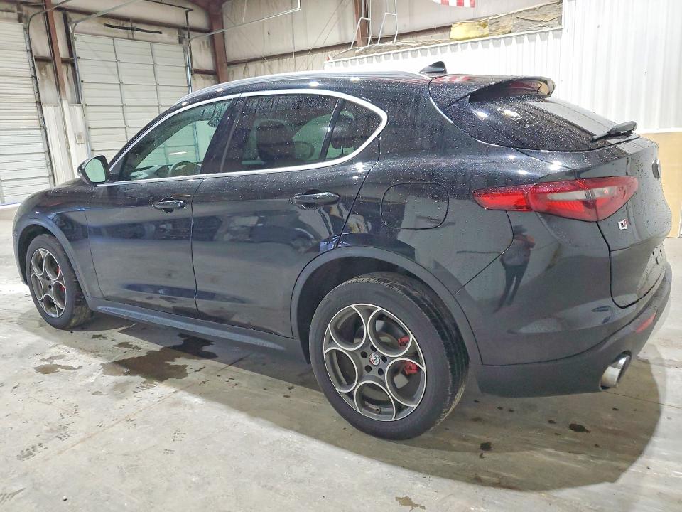 2018 Alfa romeo Stelvio VIN ZASFAKAN3J7C07432 COPART salvage auction — MINOR DENT/SCRATCHES, OK - CERTIFICATE OF TITLE, sold $6,300 on 2026-07-10 (photo 2)