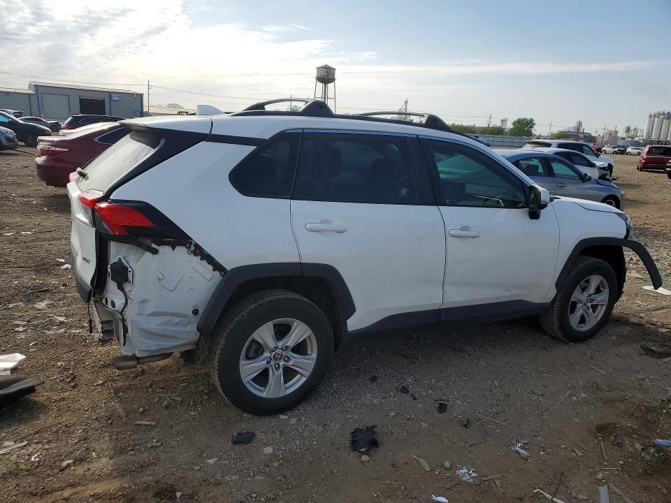 2021 Toyota Rav 4 VIN 2T3W1RFV7MW163745 COPART salvage auction — FRONT END, Il - Salvage Certificate, sold $9,300 on 2026-07-29 (photo 3)
