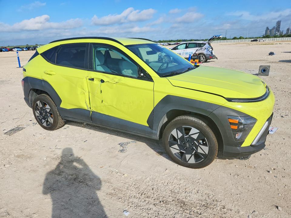 2024 Hyundai Kona VIN KM8HBCAB3RU116423 COPART salvage auction — SIDE, Tx - Salvage Vehicle Title, sold $3,950 on 2026-07-23 (photo 4)