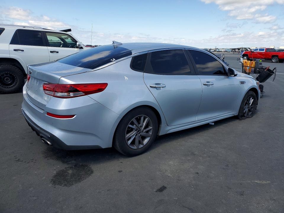 2020 Kia Optima VIN 5XXGT4L3XLG413999 COPART salvage auction — VANDALISM, Ca - Salvage Certificate, sold $3,250 on 2026-07-08 (photo 3)
