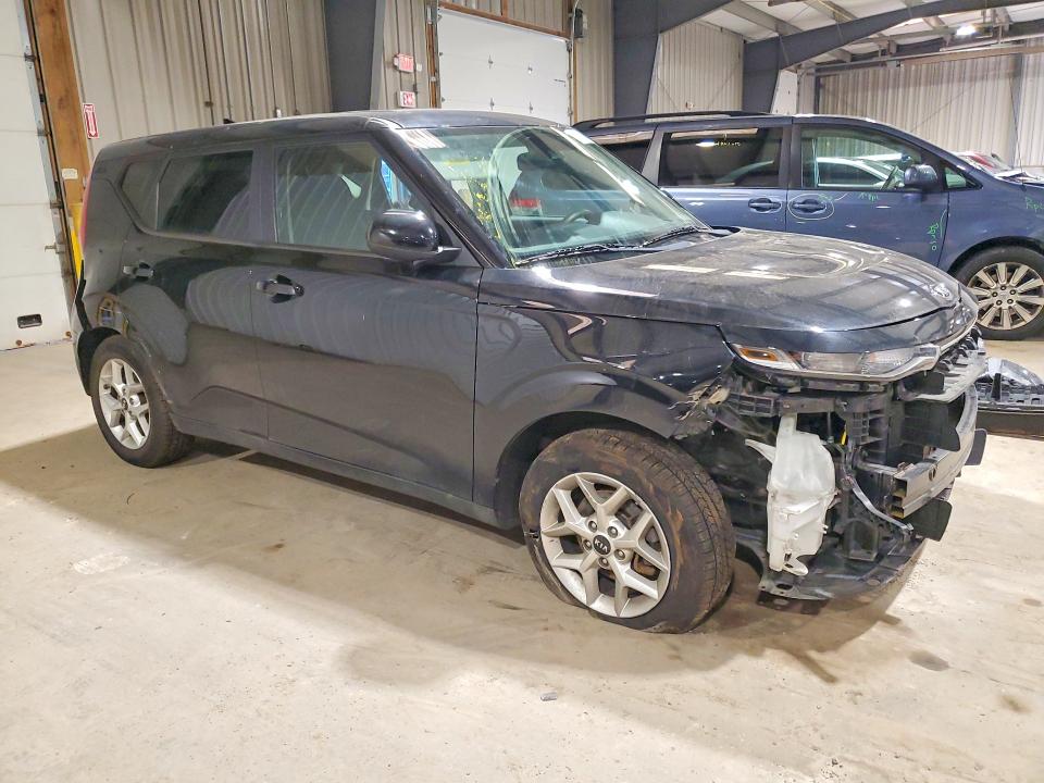 2021 Kia Soul VIN KNDJ23AU0M7762534 COPART salvage auction — VANDALISM, Pa - Certificate Of Salvage, sold $3,350 on 2026-07-15 (photo 4)