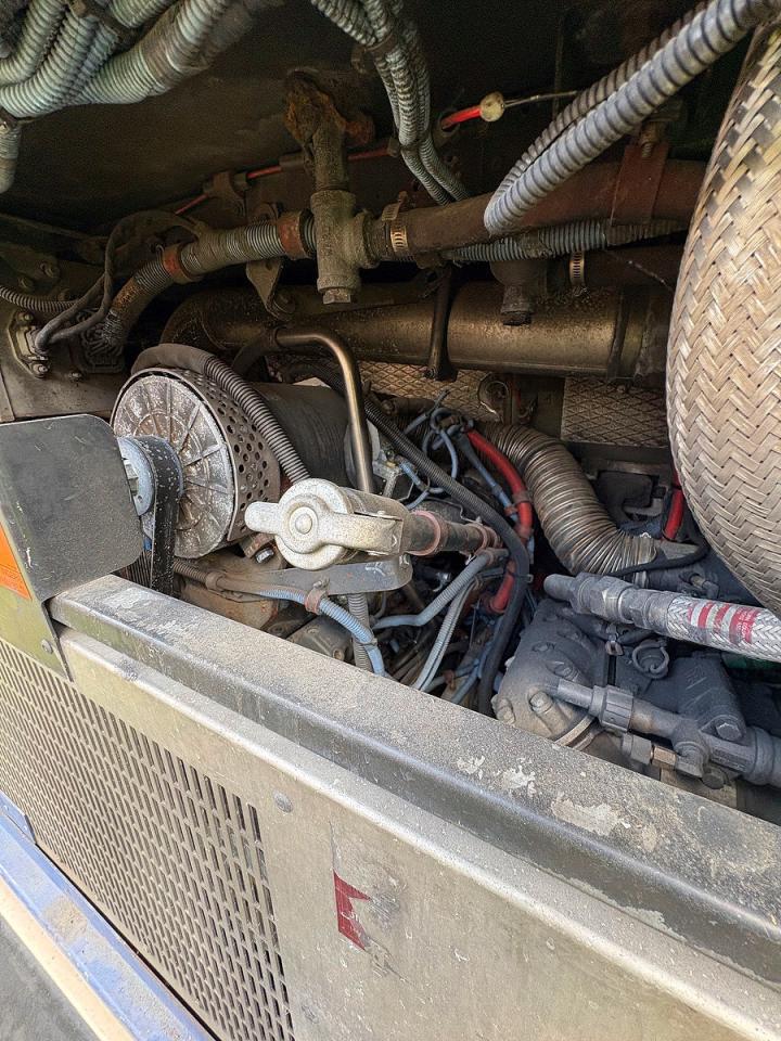 2006 Gillig Transit Bus VIN 15GCD291761112749 COPART salvage auction — Normal Wear, MA - CERTIFICATE OF TITLE (P), sold $425 on 2026-07-07 (photo 7)