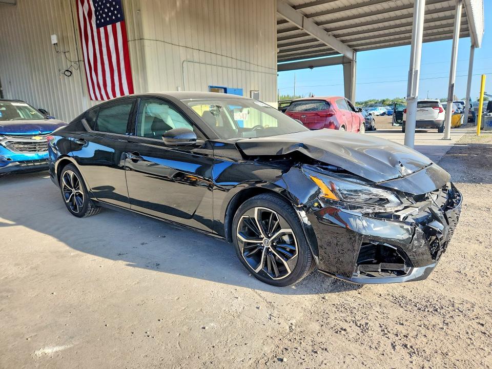 2025 Nissan Altima VIN 1N4BL4CV5SN302653 COPART salvage auction — FRONT END, Fl - Cert Of Title Slvg Rebuildable, sold $1,800 on 2026-07-22 (photo 4)