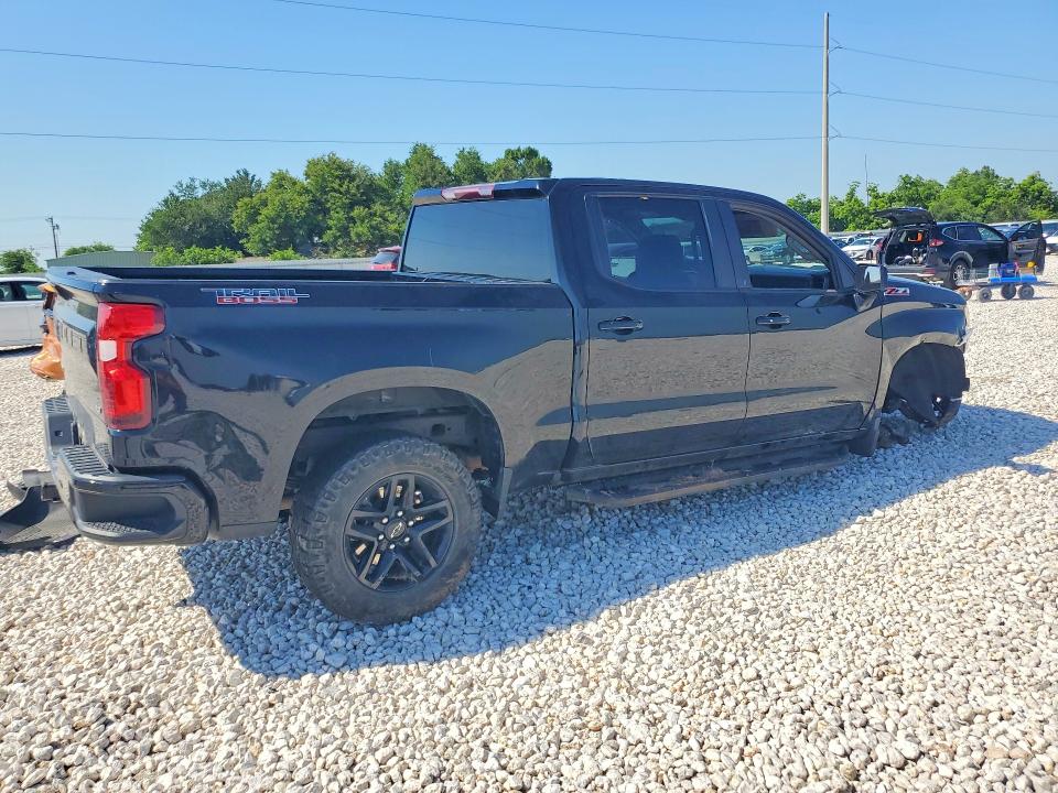 2023 Chevrolet VIN 3GCUDFED0PG186178 COPART salvage auction — WATER/FLOOD, Tx - Salvage Title-Flood Damage, sold $10,800 on 2026-07-02 (photo 3)