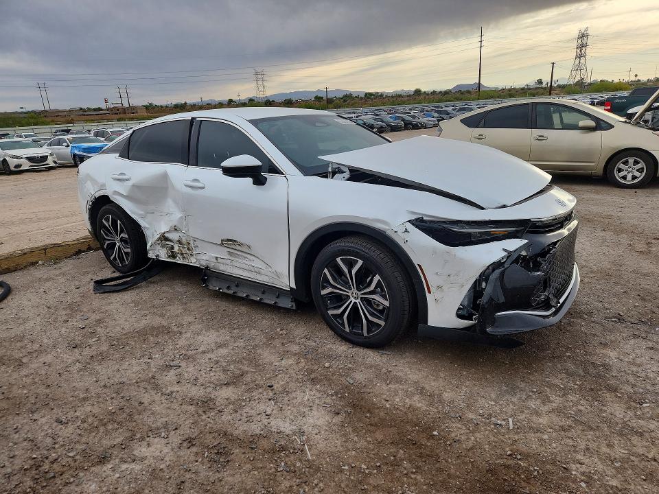 2024 Toyota Crown VIN JTDAAAAFXR3025168 COPART salvage auction — SIDE, Az - Cert Of Title - Salvage, sold $10,700 on 2026-07-06 (photo 4)