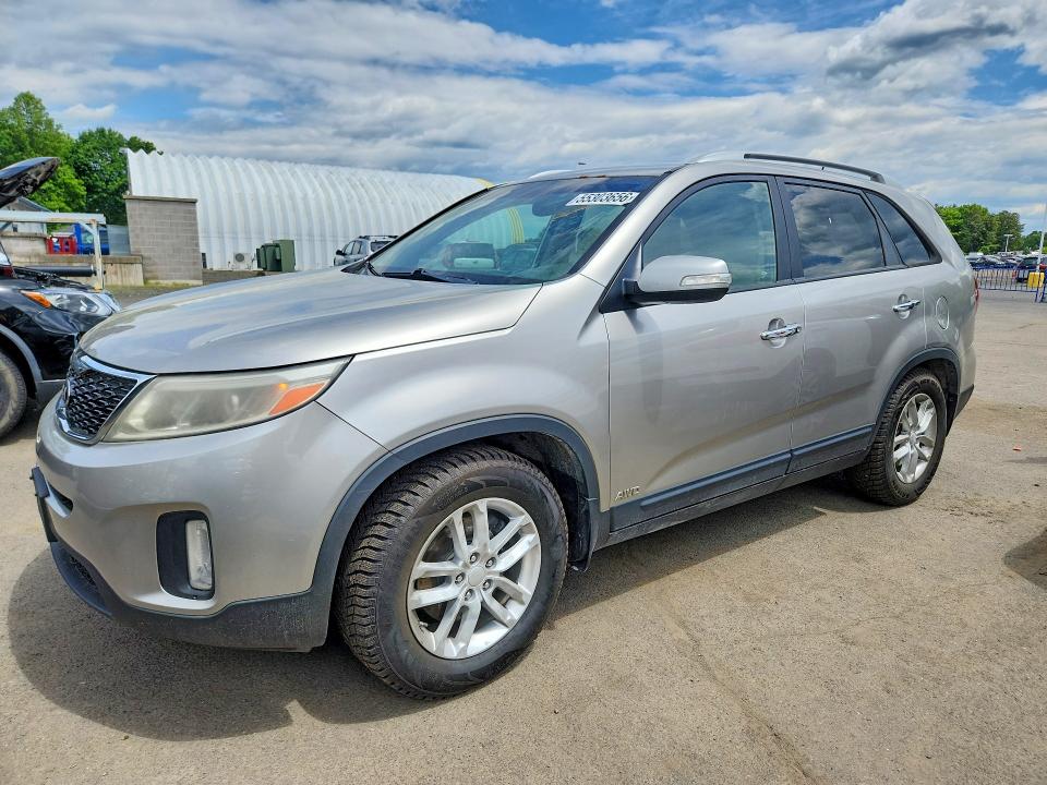 2014 Kia Sorento VIN 5XYKTDA65EG504071 — COPART salvage auction photo
